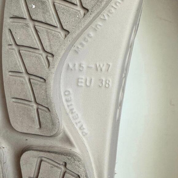 OOFOS OOlala Tan Recovery Slides - SZ Men 5- Women 7 - Picture 8 of 10